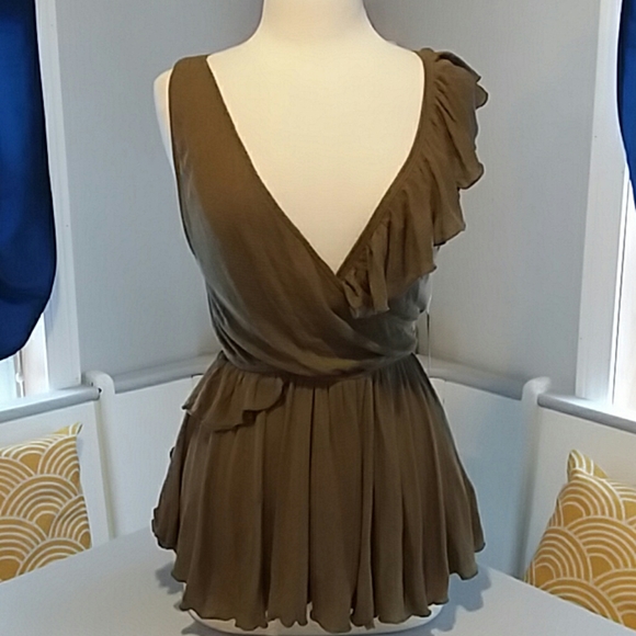 Free people goddess deep v neck  ruffle top - Picture 2 of 8